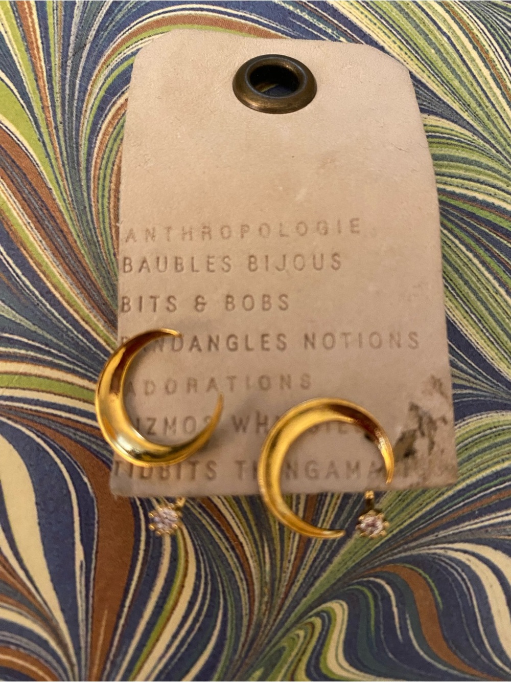 Earrings - Picture 5 of 7